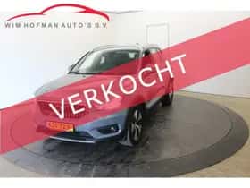 Volvo XC40 (2021)