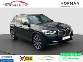 BMW X5 (2022)