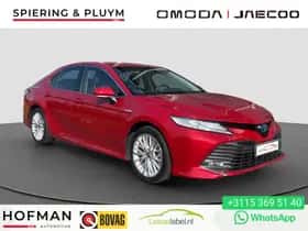 Toyota Camry (2021)