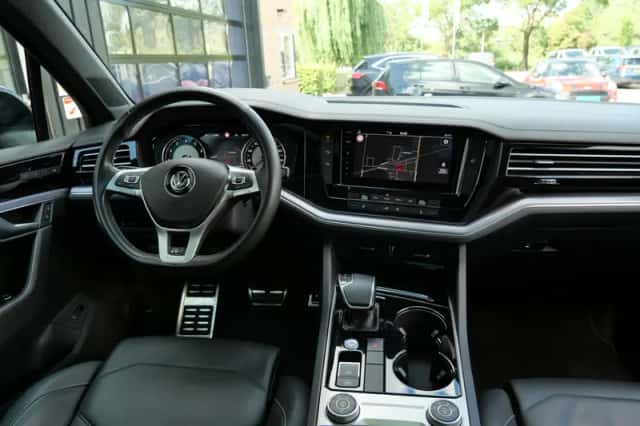 Volkswagen Touareg (2019) thumbnail 6