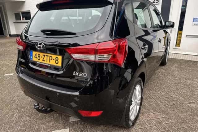 Hyundai ix20 (2013) thumbnail 4