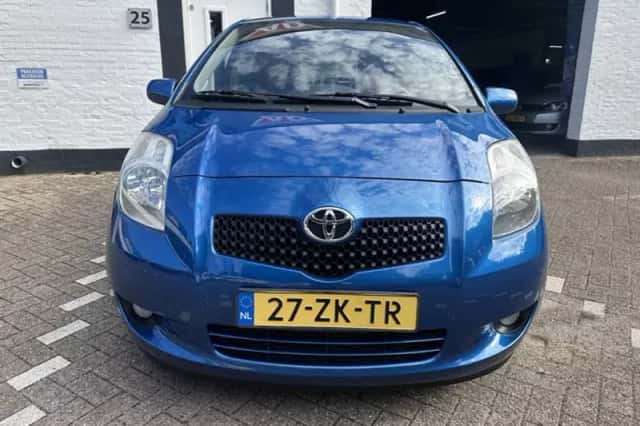 Toyota Yaris (2008) thumbnail 5
