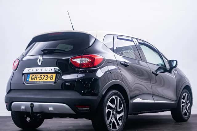 Renault Captur (2015) thumbnail 3