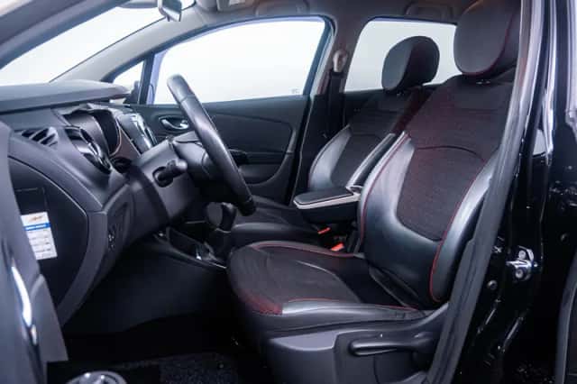 Renault Captur (2015) thumbnail 6
