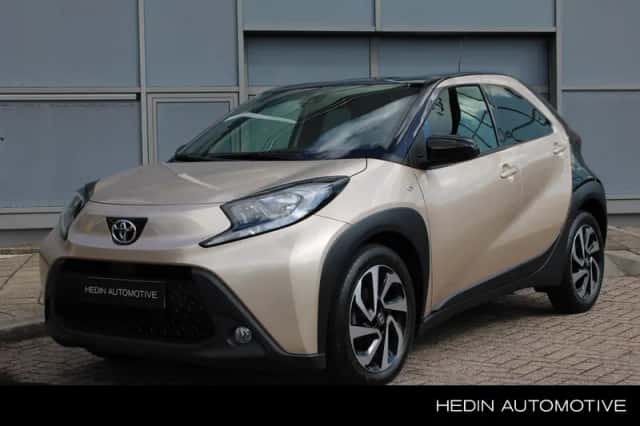 Toyota Aygo (2023) thumbnail 1