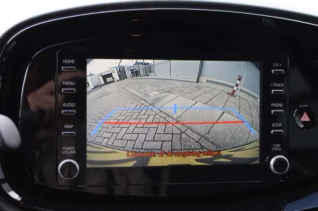 Toyota Aygo (2023) thumbnail 6