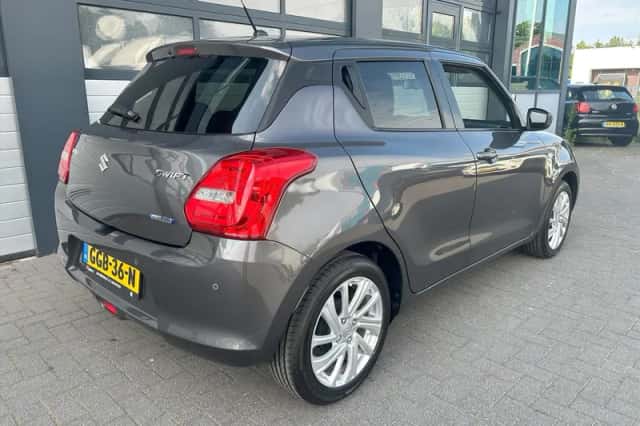 Suzuki Swift (2020) thumbnail 6