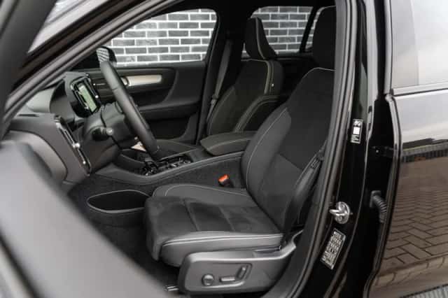 Volvo XC40 (2026) thumbnail 5