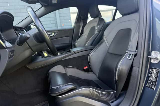 Volvo S60 (2021) thumbnail 5