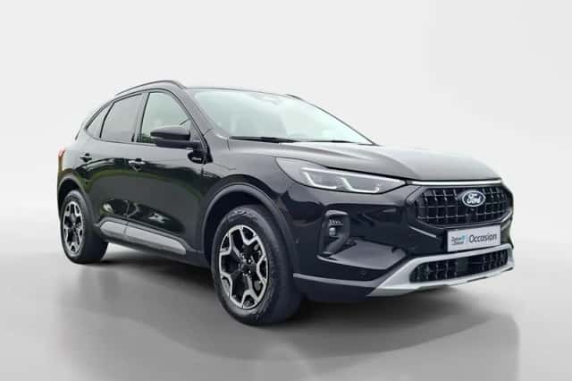Ford Kuga (2024) thumbnail 3