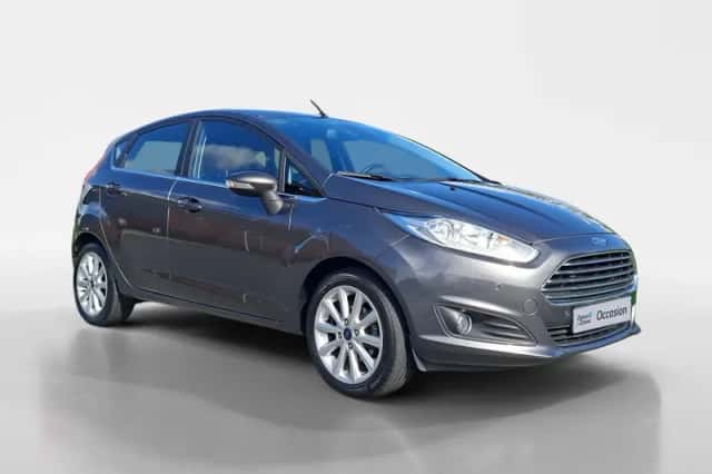 Ford Fiesta (2016) thumbnail 3