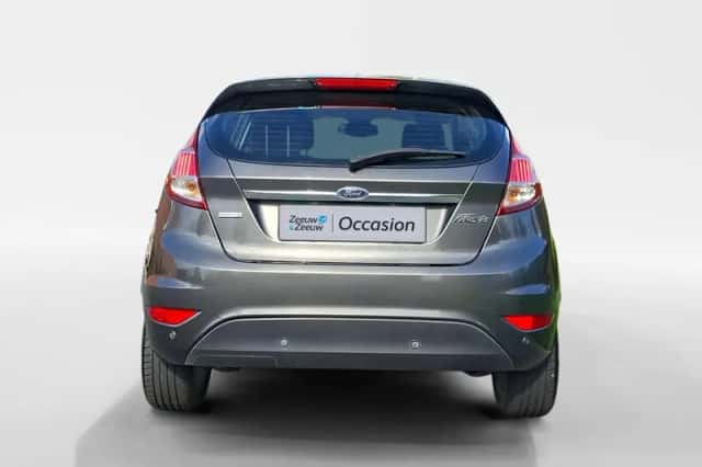 Ford Fiesta (2016) thumbnail 6