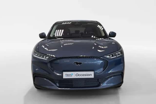 Ford Mustang Mach-E (2021) thumbnail 4