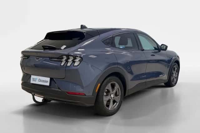 Ford Mustang Mach-E (2021) thumbnail 6