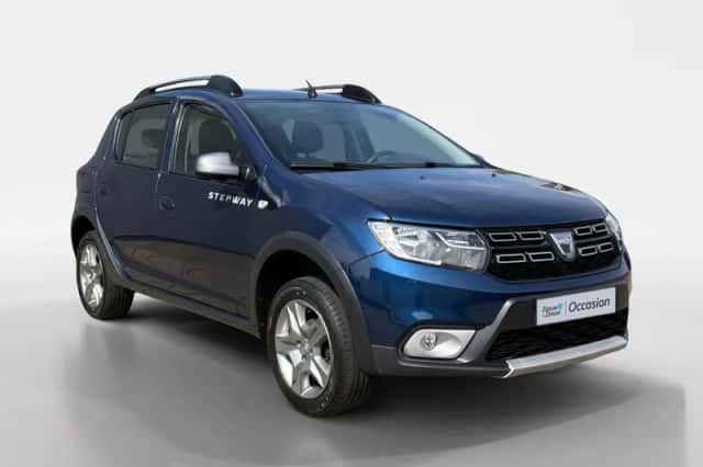 Dacia Sandero Stepway (2018) thumbnail 3