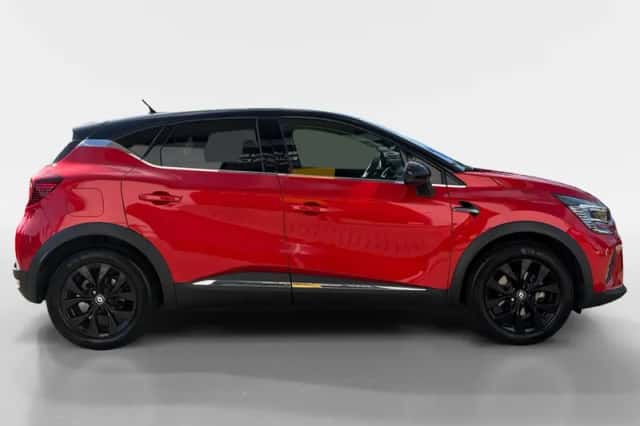 Renault Captur (2022) thumbnail 4