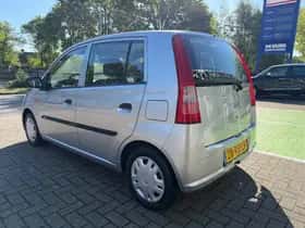 Daihatsu Cuore (2005) thumbnail 7