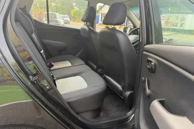 Hyundai i10 (2009) thumbnail 5