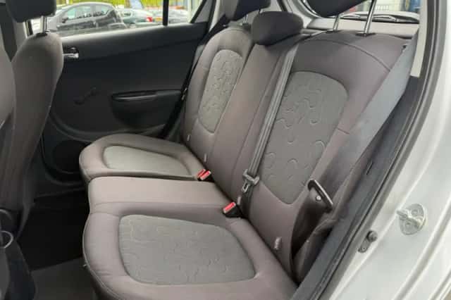 Hyundai i20 (2010) thumbnail 4