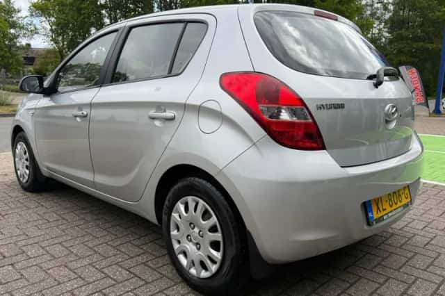 Hyundai i20 (2010) thumbnail 5