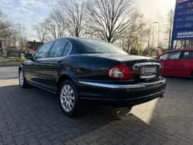 Jaguar X-Type (2003) thumbnail 3