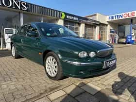 Jaguar X-Type (2003) thumbnail 7
