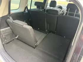 Mazda 5 (2007) thumbnail 12