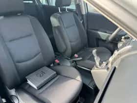 Mazda 5 (2007) thumbnail 24