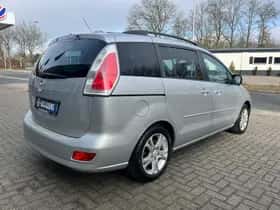 Mazda 5 (2007) thumbnail 5