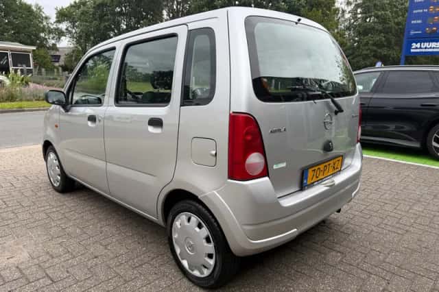 Opel Agila (2004) thumbnail 5