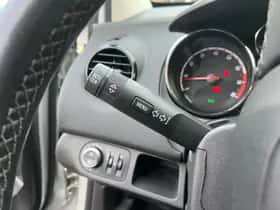 Opel Meriva (2010) thumbnail 16