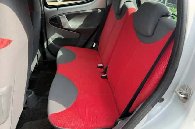 Peugeot 107 (2007) thumbnail 4