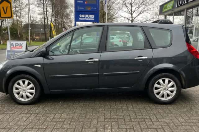 Renault Grand Scénic (2007) thumbnail 2