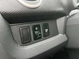 Suzuki SPLASH (2008) thumbnail 11