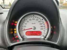 Suzuki SPLASH (2008) thumbnail 14