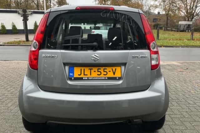 Suzuki SPLASH (2008) thumbnail 4