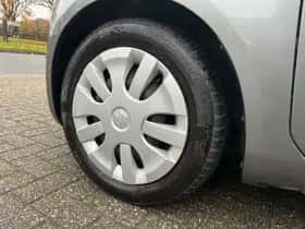 Suzuki SPLASH (2008) thumbnail 8