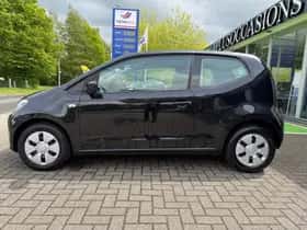 Volkswagen Up! (2012) thumbnail 3