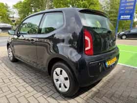 Volkswagen Up! (2012) thumbnail 5