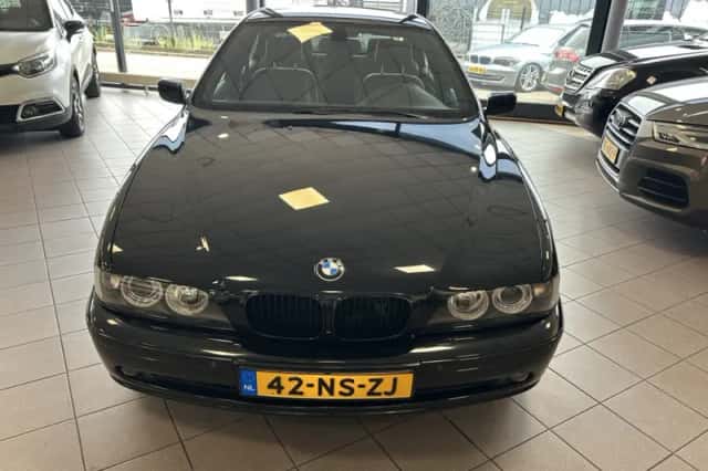 BMW 5-Serie (2004) thumbnail 3