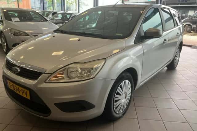 Ford Focus (2008) thumbnail 1