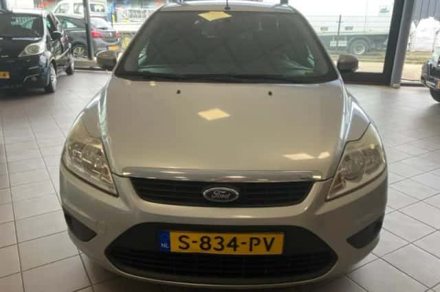 Ford Focus (2008) thumbnail 2