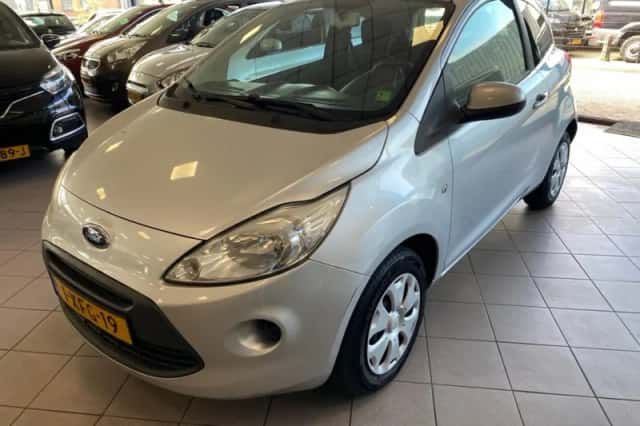 Ford Ka (2012) thumbnail 2