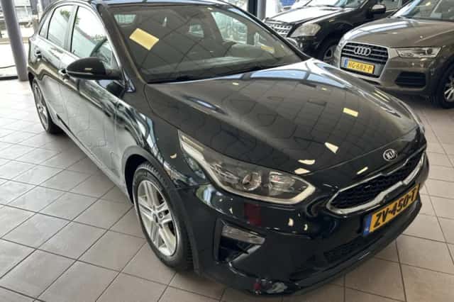 Kia Ceed (2019) thumbnail 5