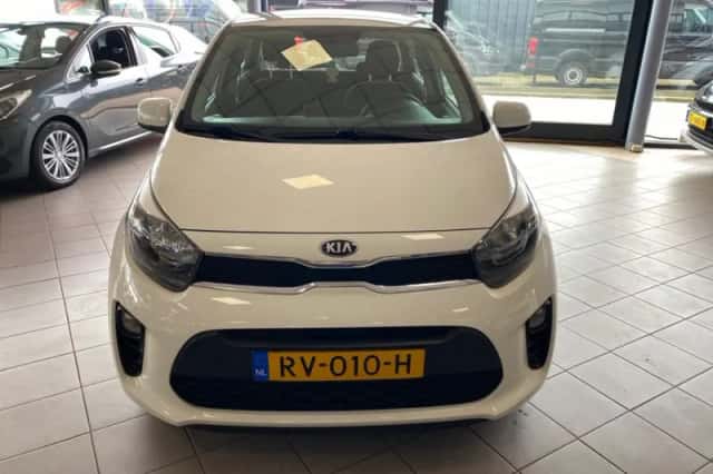 Kia Picanto (2018) thumbnail 3