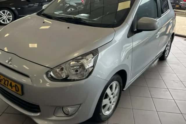 Mitsubishi Space (2015) thumbnail 1
