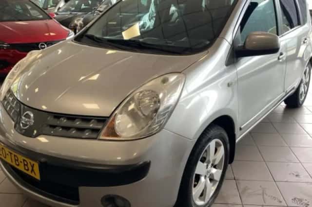 Nissan Note (2006) thumbnail 1