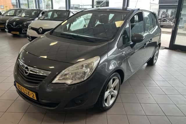 Opel Meriva (2010) thumbnail 2