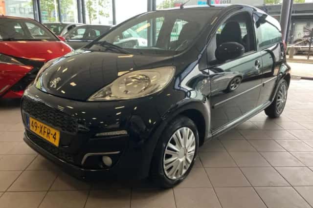 Peugeot 107 (2012) thumbnail 2