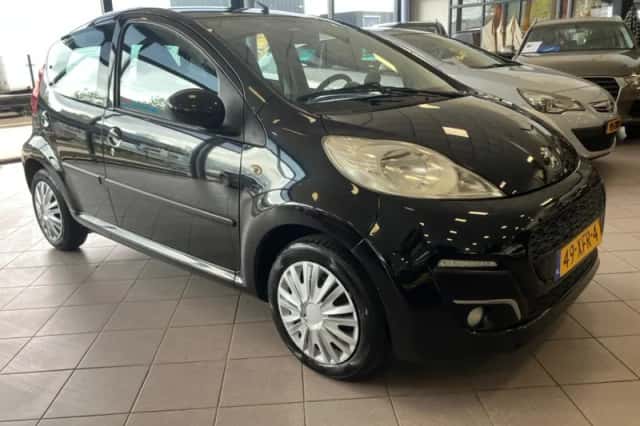 Peugeot 107 (2012) thumbnail 5
